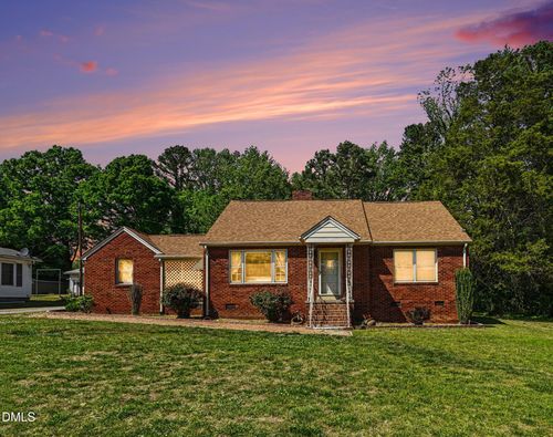 211 Harden St, Burlington, NC, 27215-7513 | Card Image