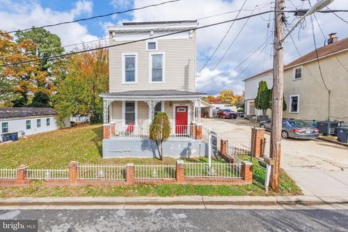 1603 Warren Ave, LANDOVER, MD, 20785-3923 | Card Image