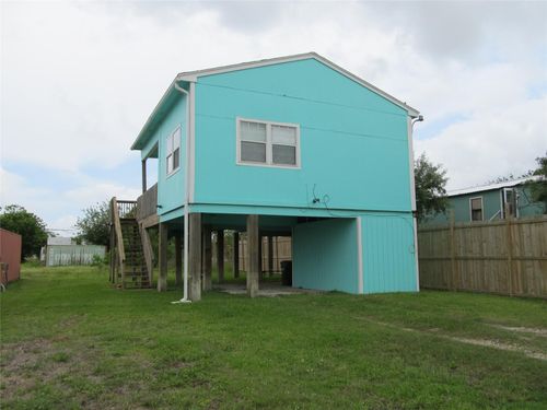 903 16th St, San Leon, TX, 77539-2389 | Card Image