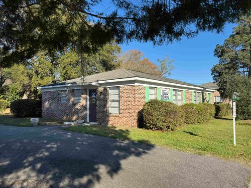 201 Short St, Kingstree, SC, 29556-3926 | Card Image