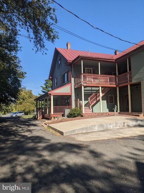 9014 Sudley Rd, MANASSAS, VA, 20110-5065 | Card Image