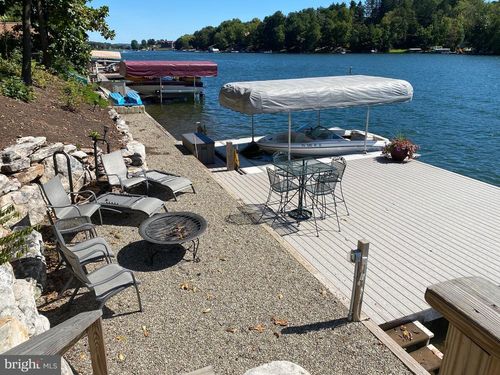 1503 Wynonah Dr, AUBURN, PA, 17922-9302 | Card Image