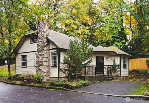 802 Nw 5th Cir, Camas, WA, 98607-2732 | Card Image