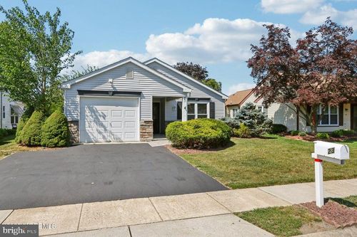 23 Oakham Row, MANCHESTER TOWNSHIP, NJ, 08759 | Card Image