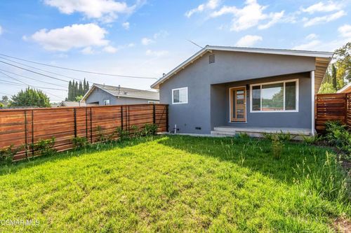 659 Brossard Dr, Thousand Oaks, CA, 91360-5921 | Card Image