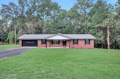 2801 Camel Circle, House other with 3 bedrooms, 2 bathrooms and null parking in Middleburg FL | Image 2