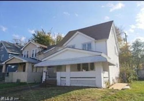 12516 Cornado Ave, Cleveland, OH, 44108-1819 | Card Image