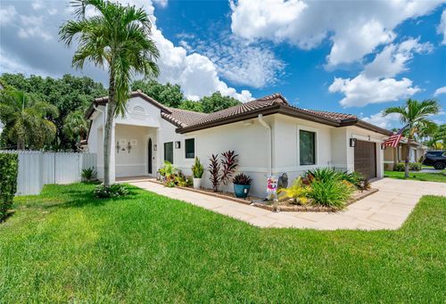 16185 Sw 2nd Dr, Pembroke Pines, FL, 33027-1054 | Card Image