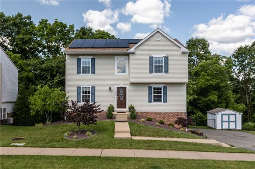 422 Skylark Dr, Coraopolis, PA, 15108-8944 | Card Image