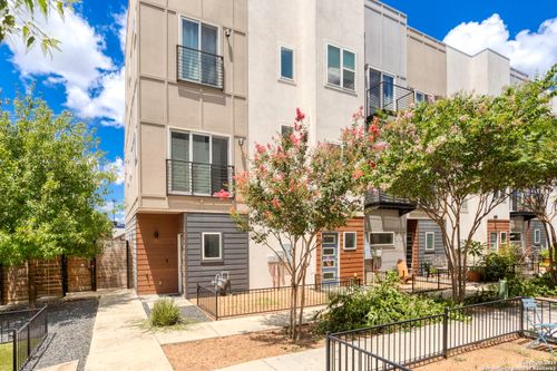 unit-2-811 E Elmira St, San Antonio, TX, 78212-2907 | Card Image