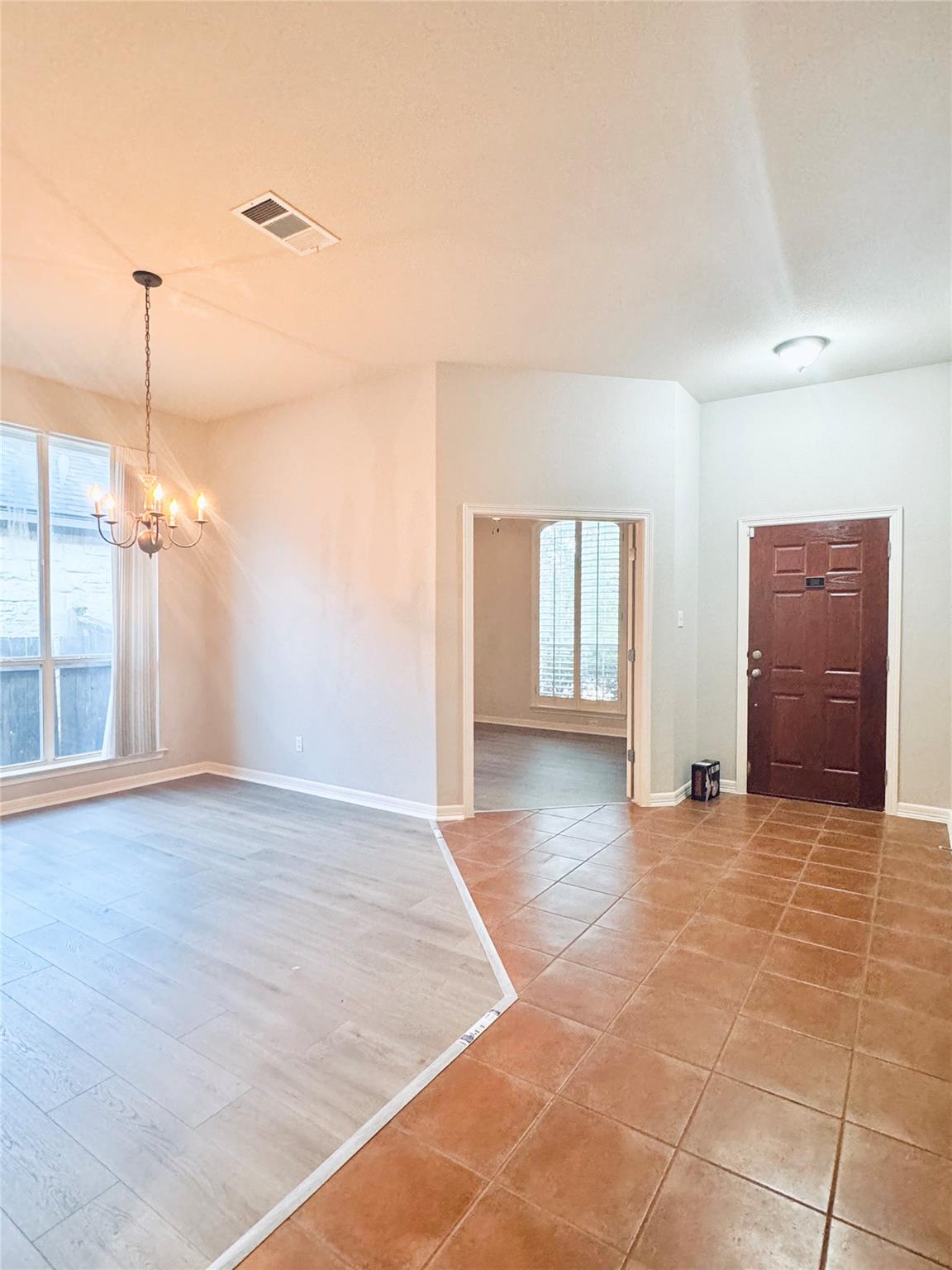 Residential Lease in Manor 2