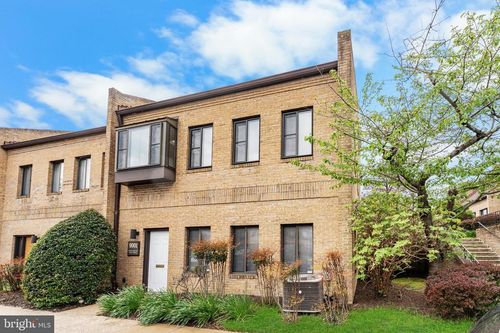 27b-9001 Shady Grove Court, GAITHERSBURG, MD, 20877 | Card Image