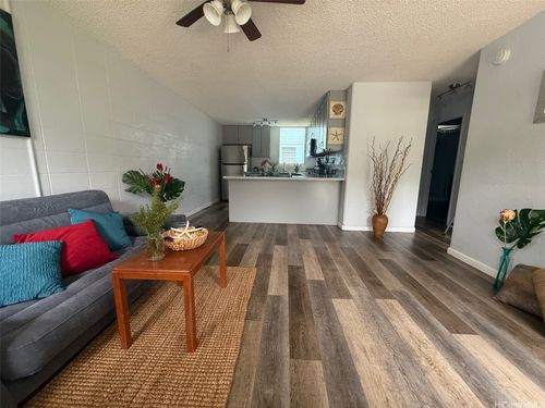 apt-113-94-039 Waipahu St, Waipahu, HI, 96797-1734 | Card Image