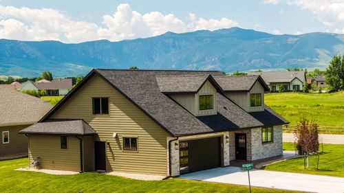 3 Green Meadows Dr, Sheridan, WY, 82801-8003 | Card Image