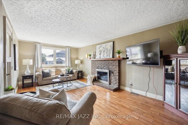 808 Ferndale St, House other with 5 bedrooms, 4 bathrooms and 4 parking in Oshawa ON | Image 11