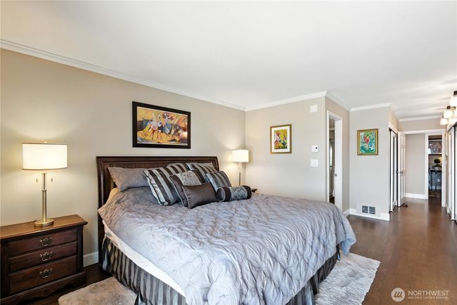 APT-101 - 9717 Ne Juanita Dr, Condo with 2 bedrooms, 2 bathrooms and 2 parking in Kirkland WA | Image 18