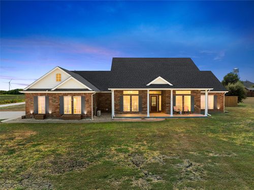 206 S Butler St, Frost, TX, 76641-4301 | Card Image
