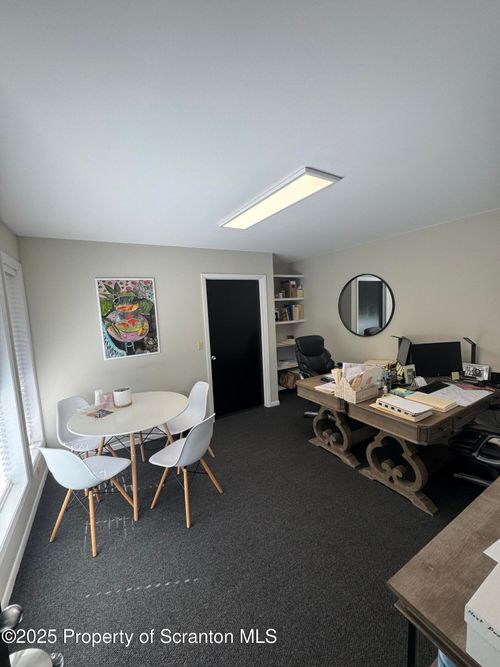 200-604 S State St, Clarks Summit, PA, 18411-1702 | Card Image