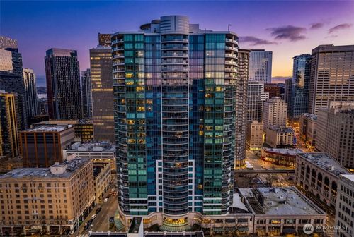 unit-1405-1920 4th Ave, Seattle, WA, 98101-5114 | Card Image