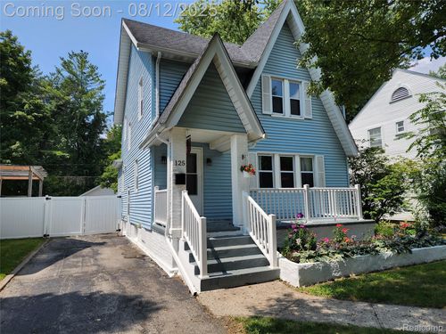 125 Gratiot Court Court, Saginaw, MI, 48602 | Card Image