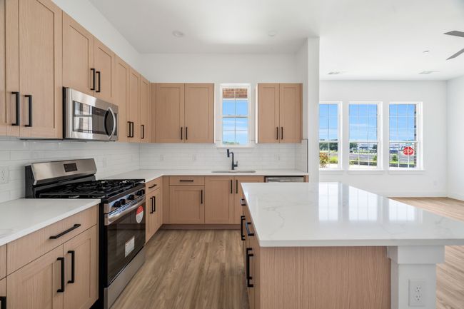 3449 Sanjeev Dr, Townhouse with 4 bedrooms, 4 bathrooms and null parking in Irving TX | Image 10