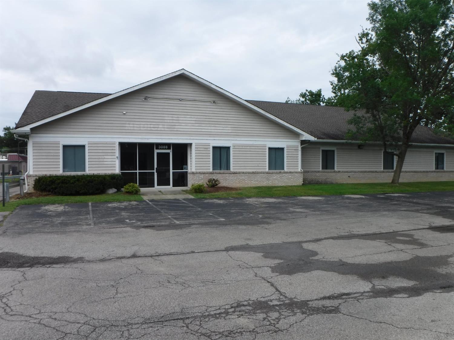 3088 Angel Dr, Bethel, OH 45106