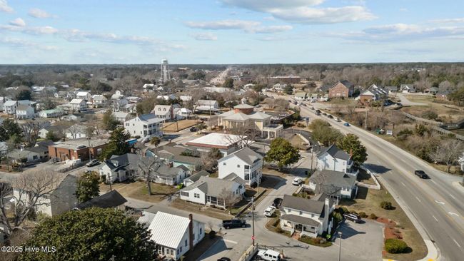 106 S Water St, House other with 6 bedrooms, 5 bathrooms and null parking in Swansboro NC | Image 60