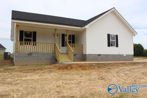 380 County Road 244, Fort Payne, AL, 35968-4117 | Card Image