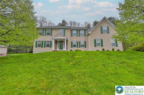 116 Daffodil Dr, East Stroudsburg, PA, 18301-9355 | Card Image