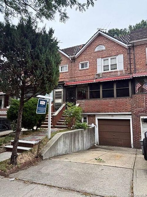 6111 Alderton St, Rego Park, NY, 11374-2735 | Card Image