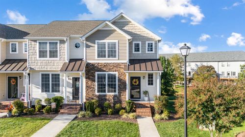 196 Rowse Dr, Lynchburg, VA, 24502-5323 | Card Image