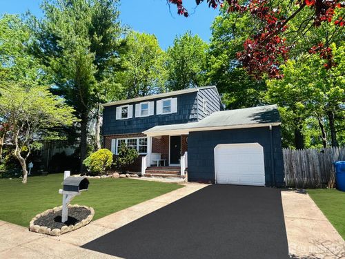 94 Kline Blvd, Colonia, NJ, 07067-1922 | Card Image