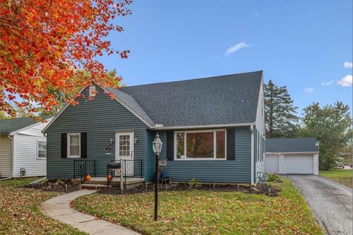 400 Forest Lawn Blvd, Marion, OH, 43302-5526 | Card Image