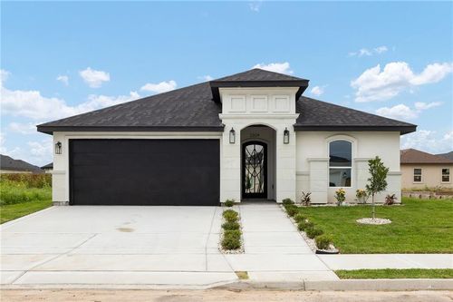 2304 N Gaytan Ave, Edinburg, TX, 78542-8013 | Card Image