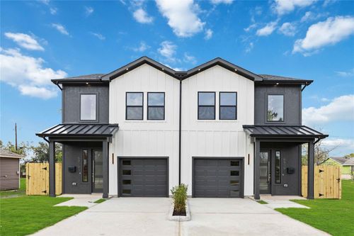 5915 Doolittle Blvd, Houston, TX, 77033-1905 | Card Image