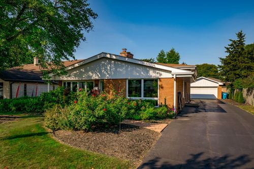 128 S Linden Ave, Elmhurst, IL, 60126-3605 | Card Image