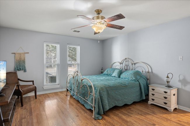 4203 Chaparral Ct, House other with 3 bedrooms, 2 bathrooms and null parking in Granbury TX | Image 17