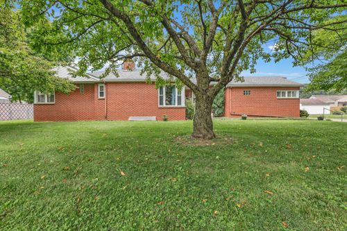 1804 N Columbus St, Lancaster, OH, 43130-1536 | Card Image