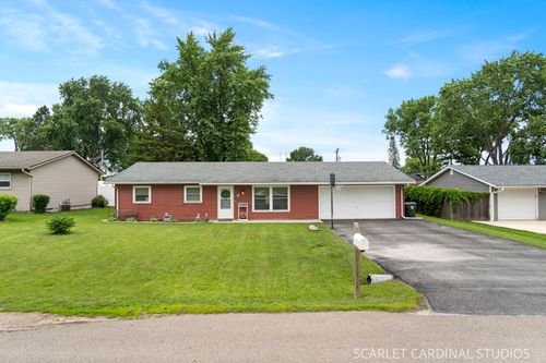 8 Dolphin Ct, Oswego, IL, 60543-9302 | Card Image