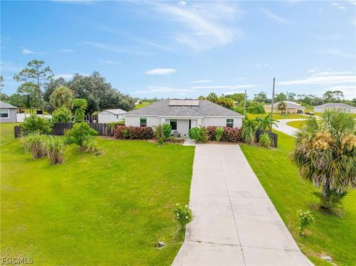 9012 S Indio Ct, Labelle, FL, 33935-5637 | Card Image