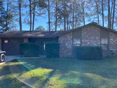413 Joellen Ln, Fort Walton Beach, FL, 32547-6806 | Card Image