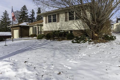 1135 Home Park Avenue, Janesville, WI, 53545 | Card Image