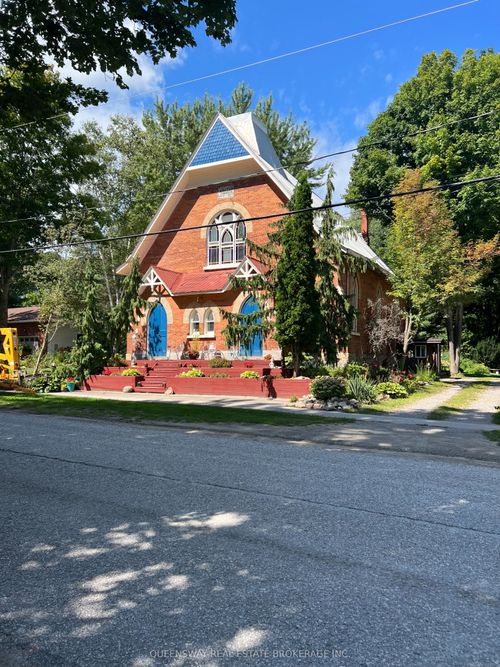 10 Mill St W, Hillsdale, ON, L0L1V0 | Card Image