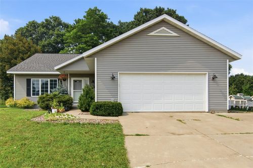 201 Jersey Ln, ELK MOUND, WI, 54739-9521 | Card Image