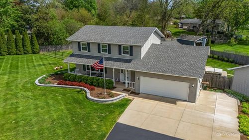 37W150 Olwin Drive, Elgin, IL, 60124 | Card Image