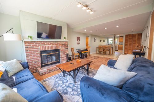 oaks-b-32B Snow Tree Lane, Dover, VT, 05356 | Card Image