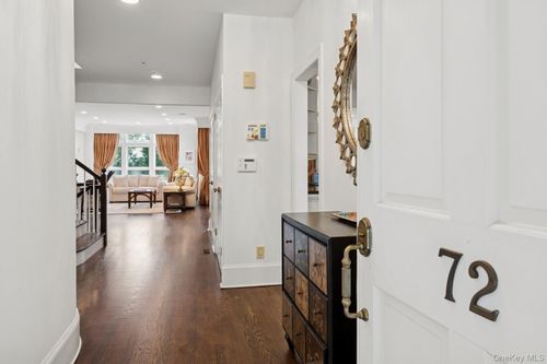 unit-72-10 Old Jackson Ave, Hastings On Hudson, NY, 10706-3238 | Card Image