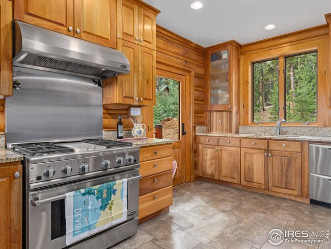 287 S Skinner Rd, House other with 2 bedrooms, 3 bathrooms and null parking in Allenspark CO | Image 12