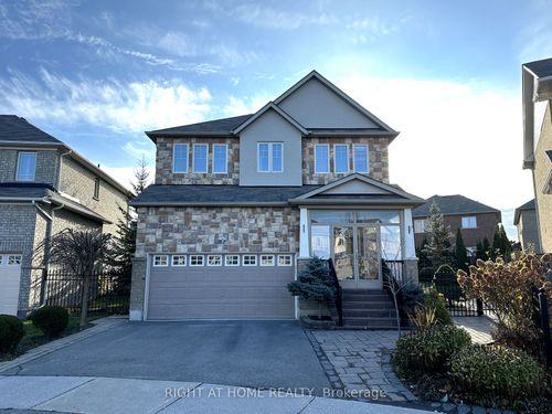 27 Overhold Cres, Richmond Hill, ON, L4E0L9 | Card Image