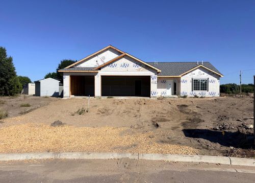656 Daisy Ct, Lake Crystal, MN, 56055-7511 | Card Image